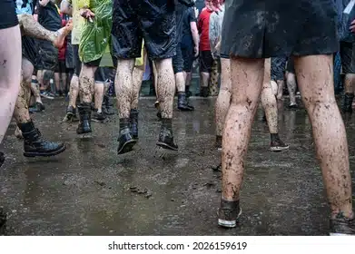 What to Wear to a Festival